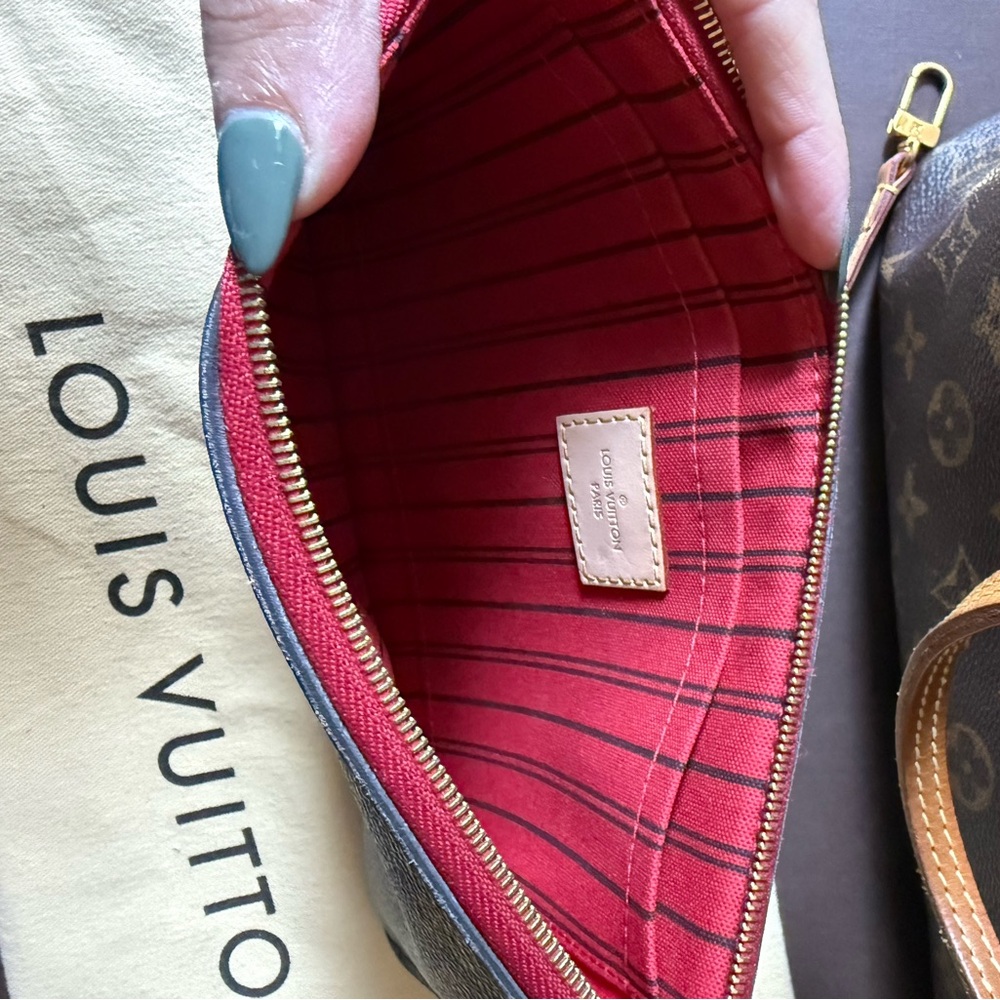 Authentic Louis Vuitton Neverfull MM - Picture 11 of 14
